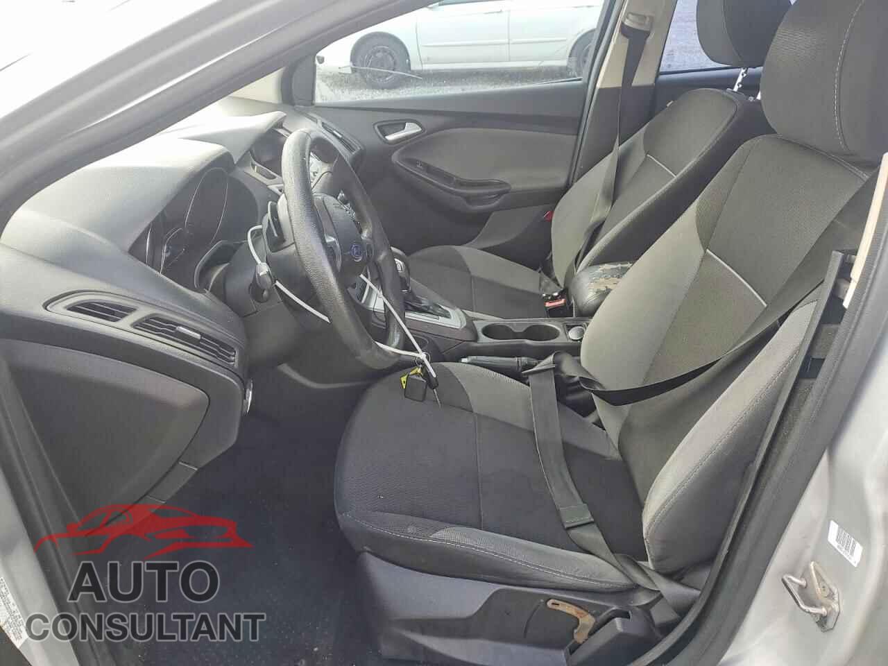 FORD FOCUS 2013 - 1FADP3F23DL213042