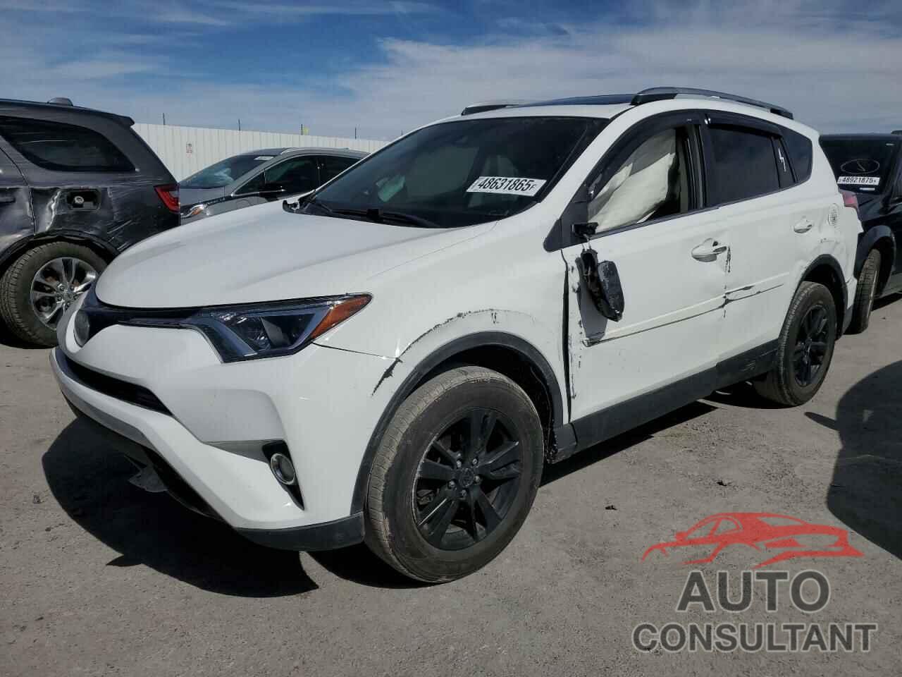 TOYOTA RAV4 2017 - JTMRFREV7HJ136534