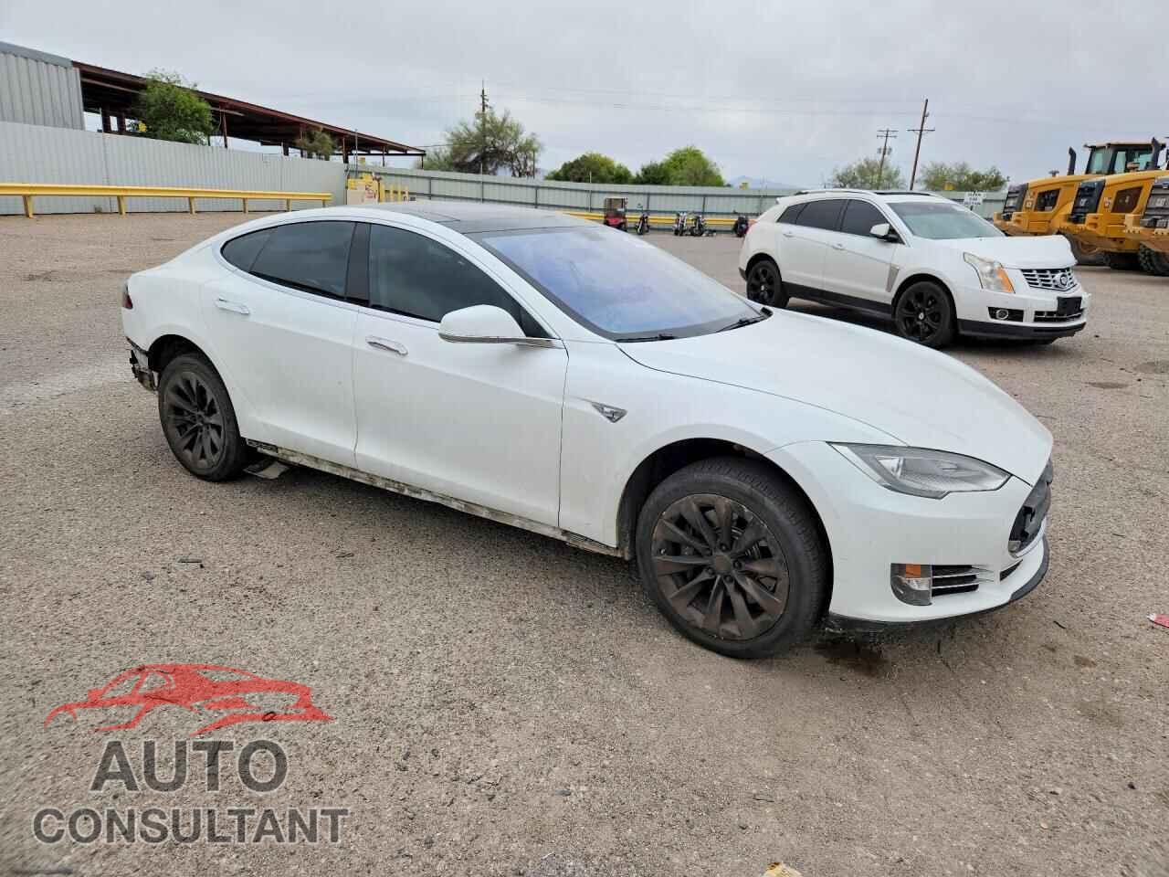 TESLA MODEL S 2013 - 5YJSA1DP2DFP03495