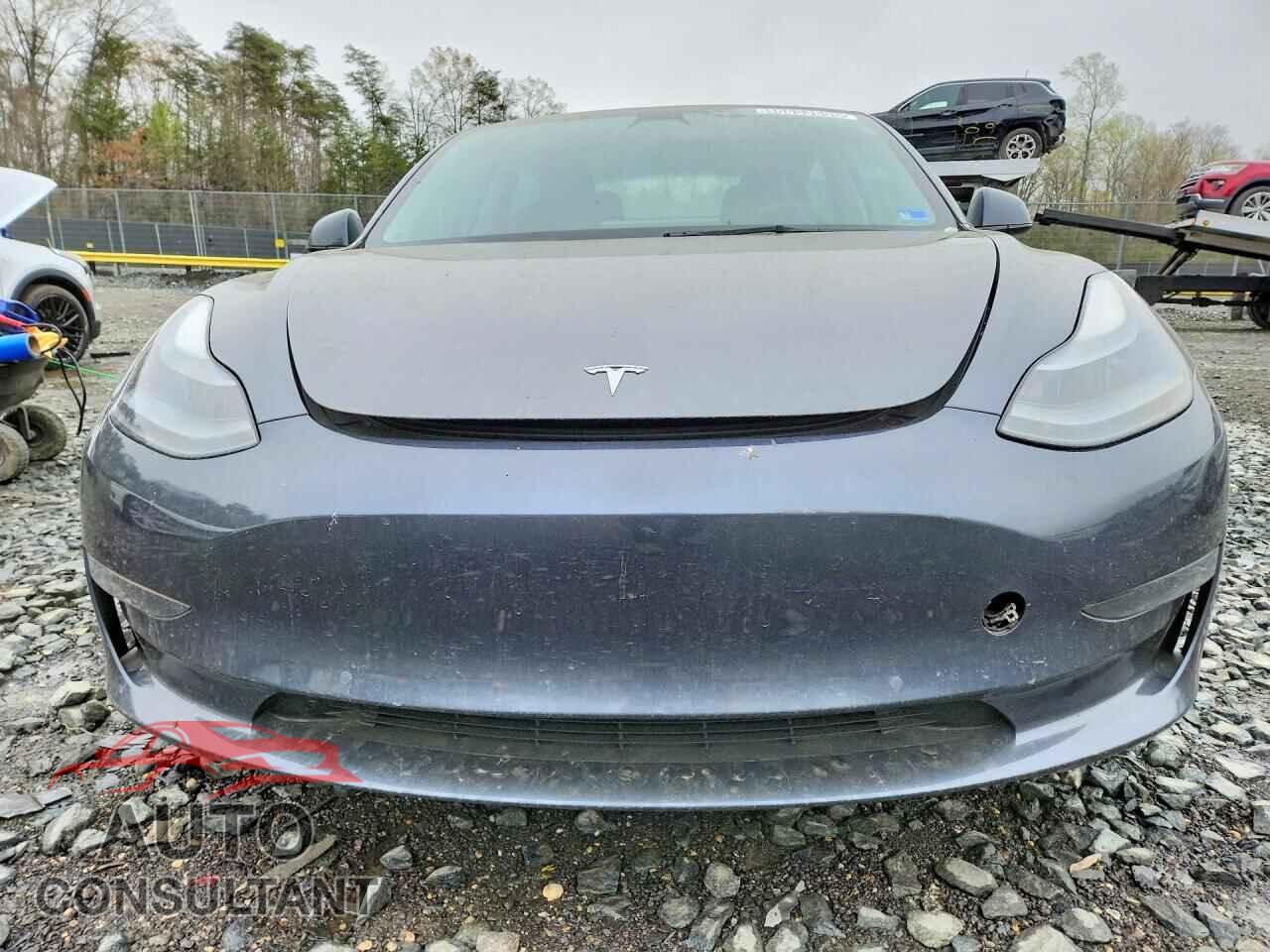 TESLA MODEL 3 2022 - 5YJ3E1EA8NF369722