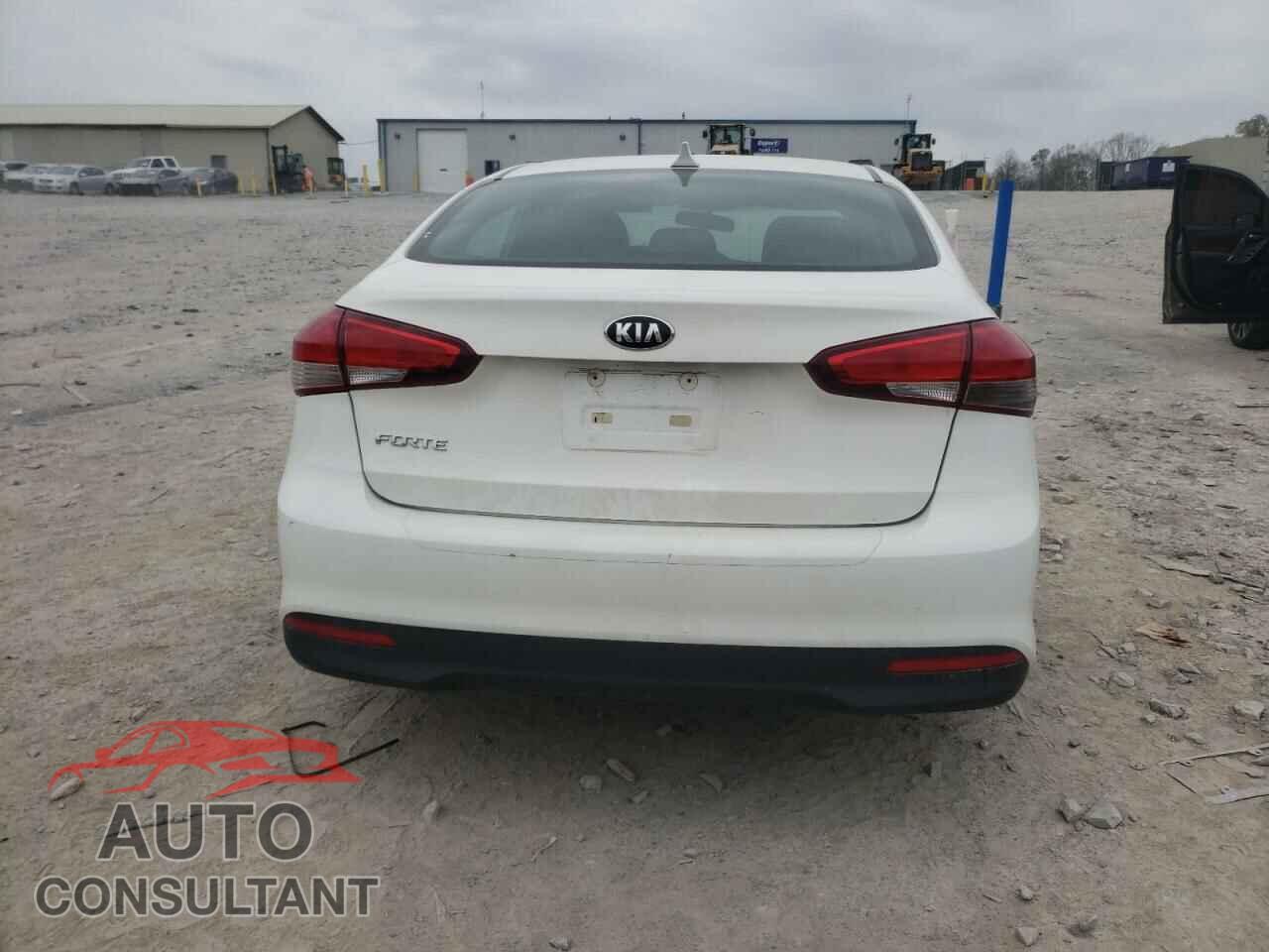 KIA FORTE 2017 - 3KPFK4A77HE121165