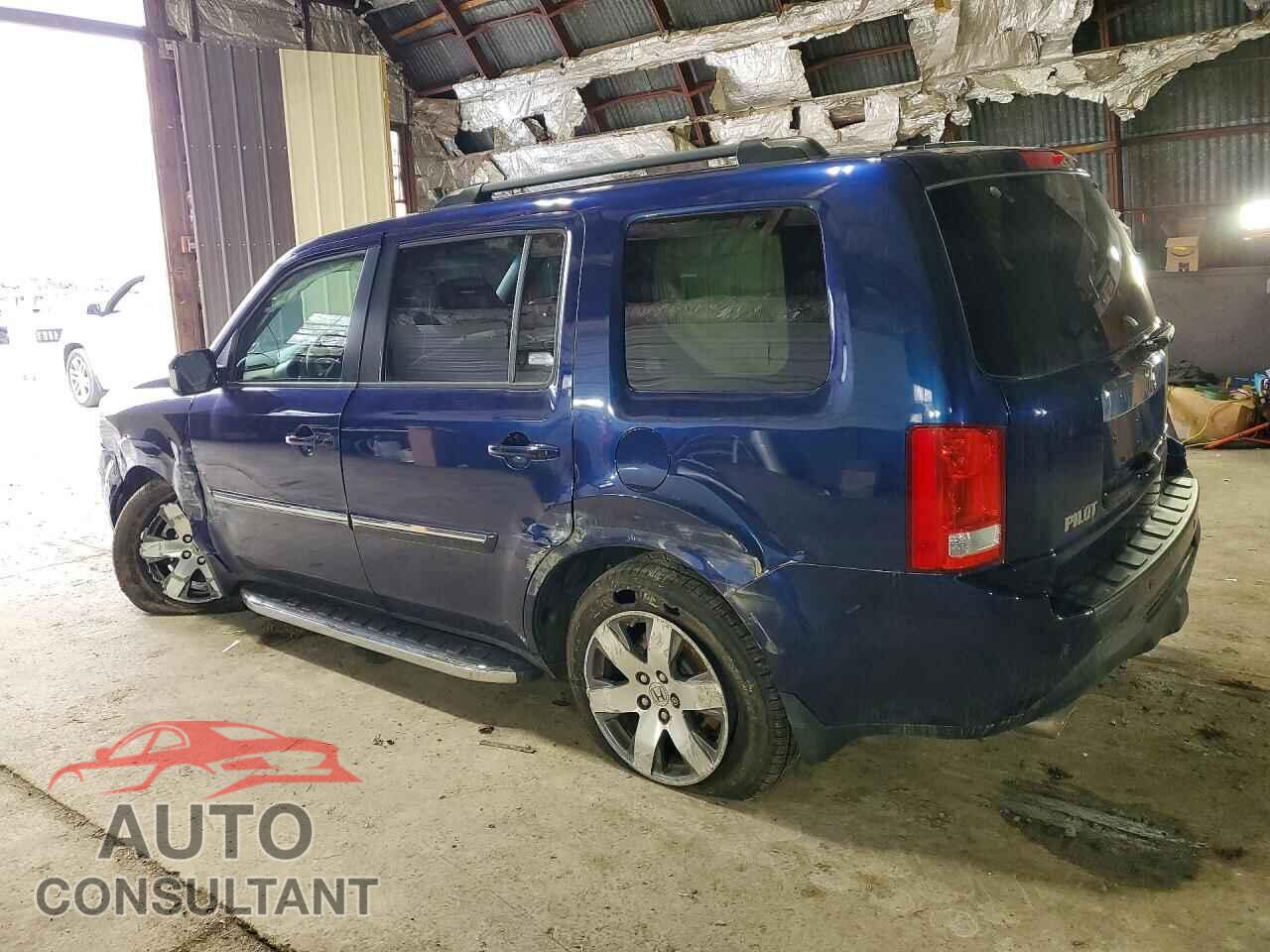 HONDA PILOT 2015 - 5FNYF4H92FB073487