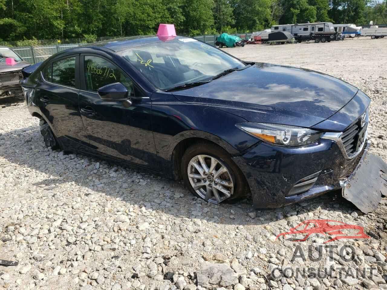 MAZDA 3 2018 - 3MZBN1U73JM164393