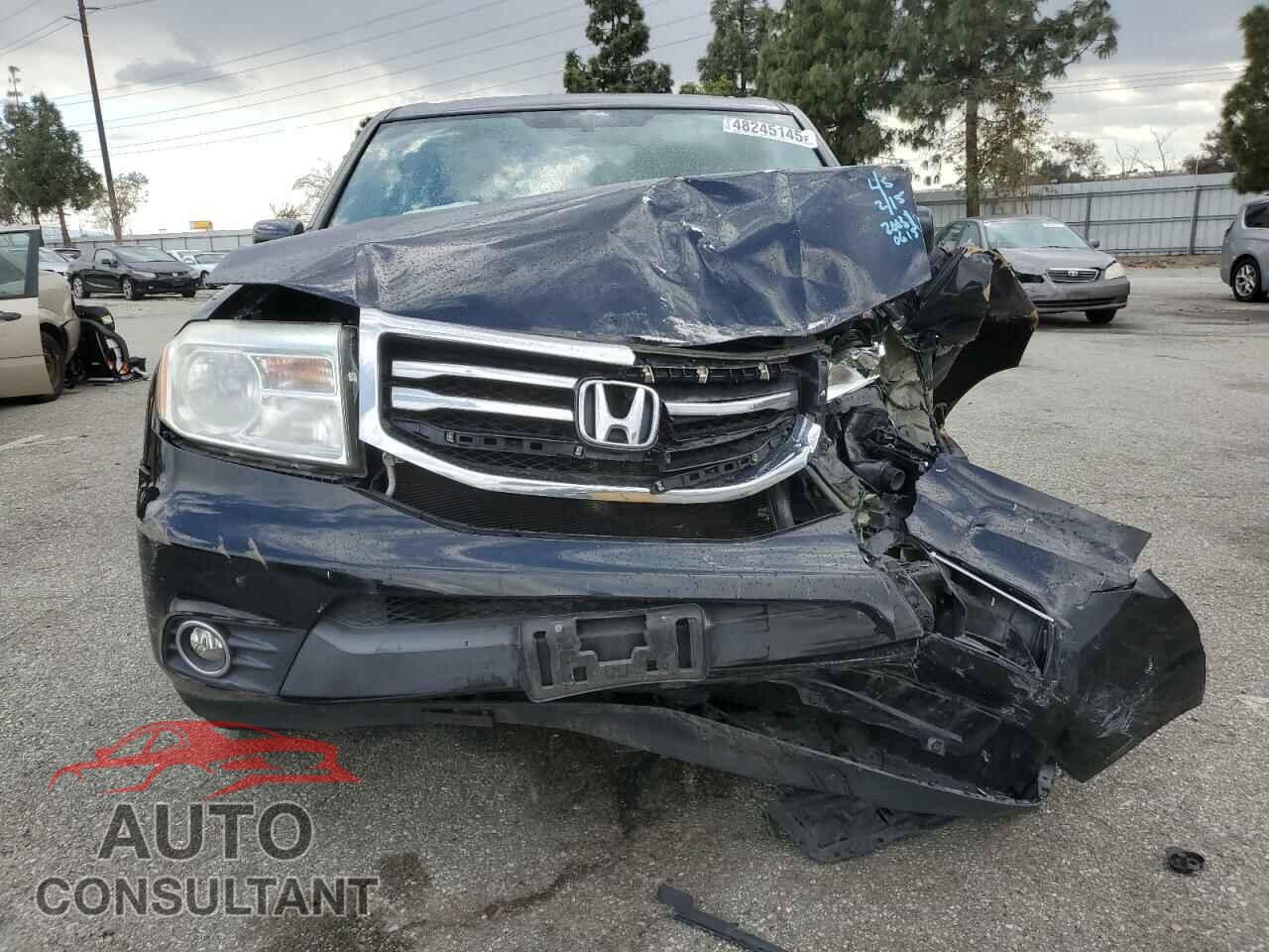 HONDA PILOT 2015 - 5FNYF3H51FB010615