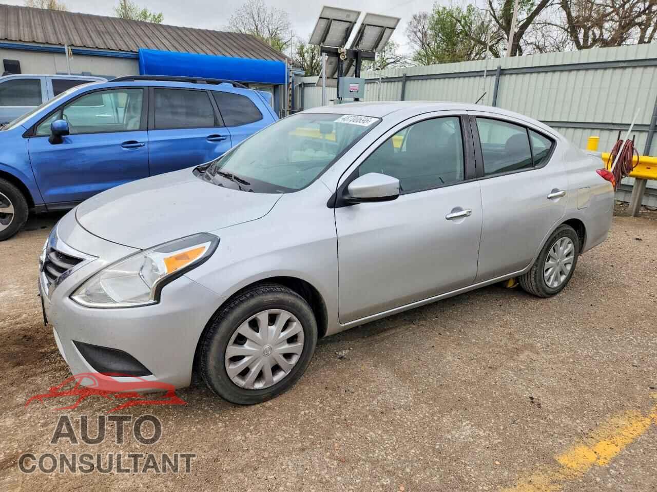NISSAN VERSA 2019 - 3N1CN7AP3KL863600