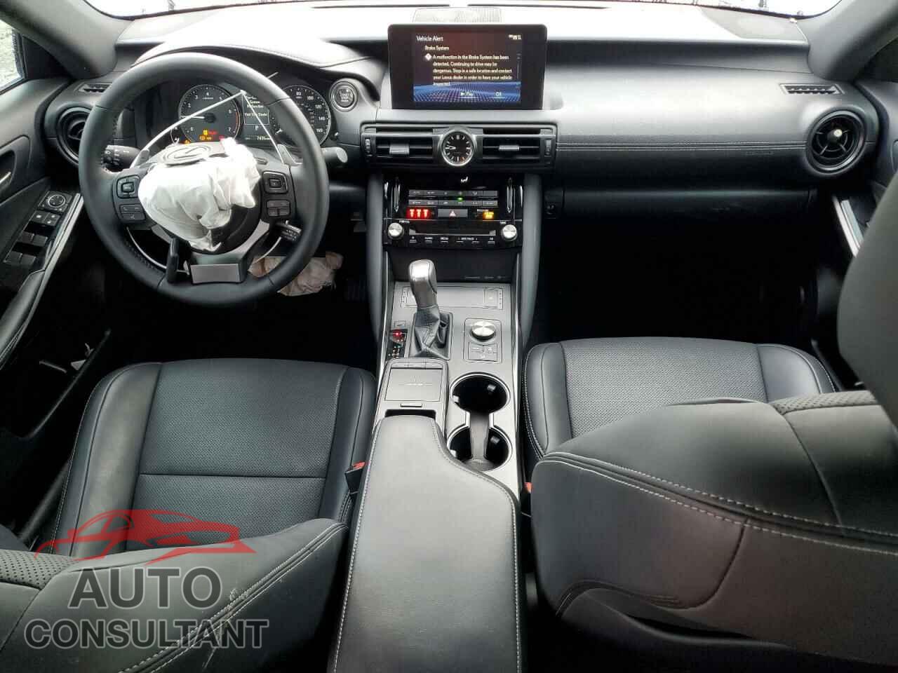 LEXUS IS 2024 - JTHBA1D23R5132336