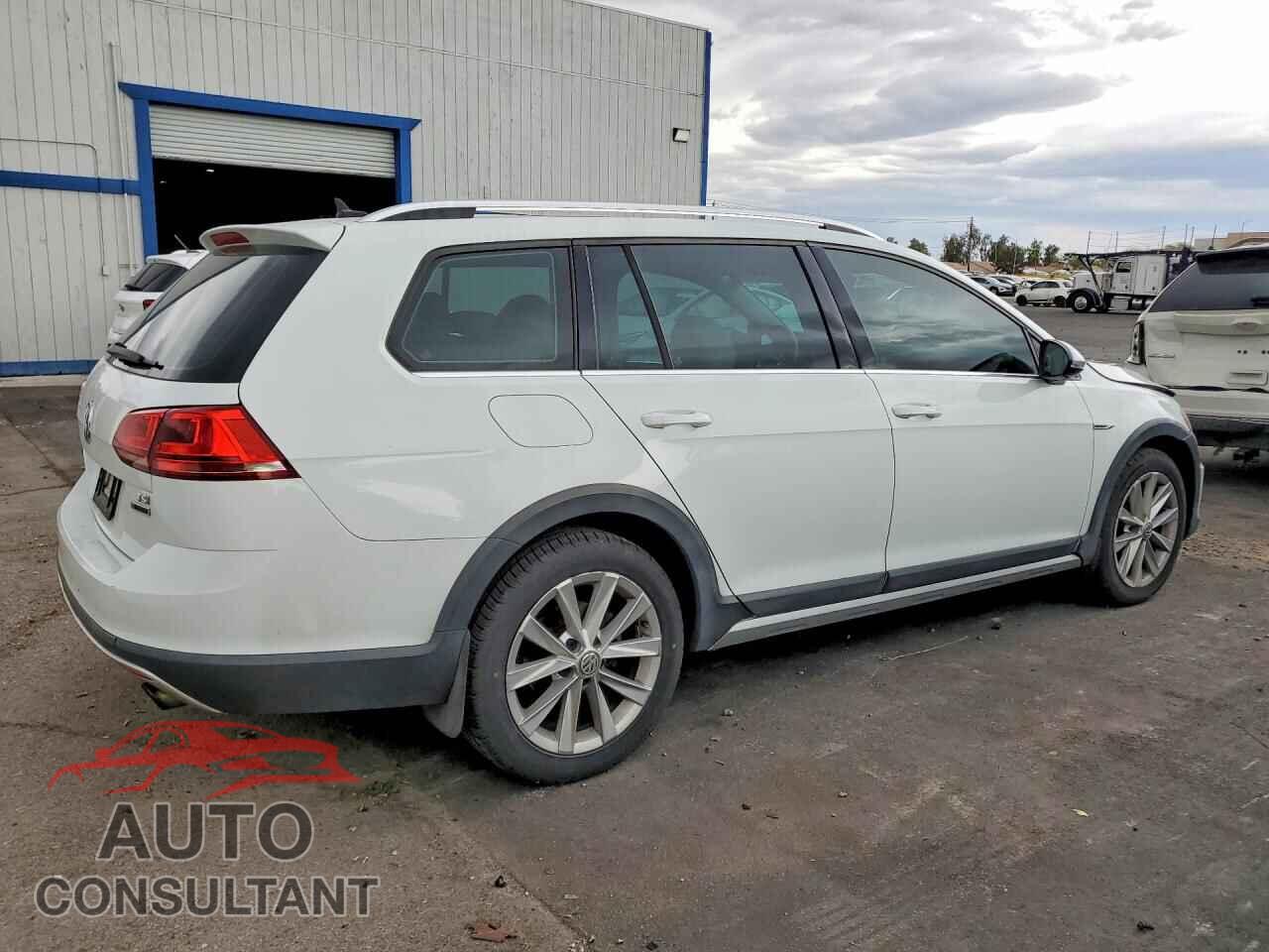 VOLKSWAGEN GOLF 2017 - 3VWH17AU6HM524267