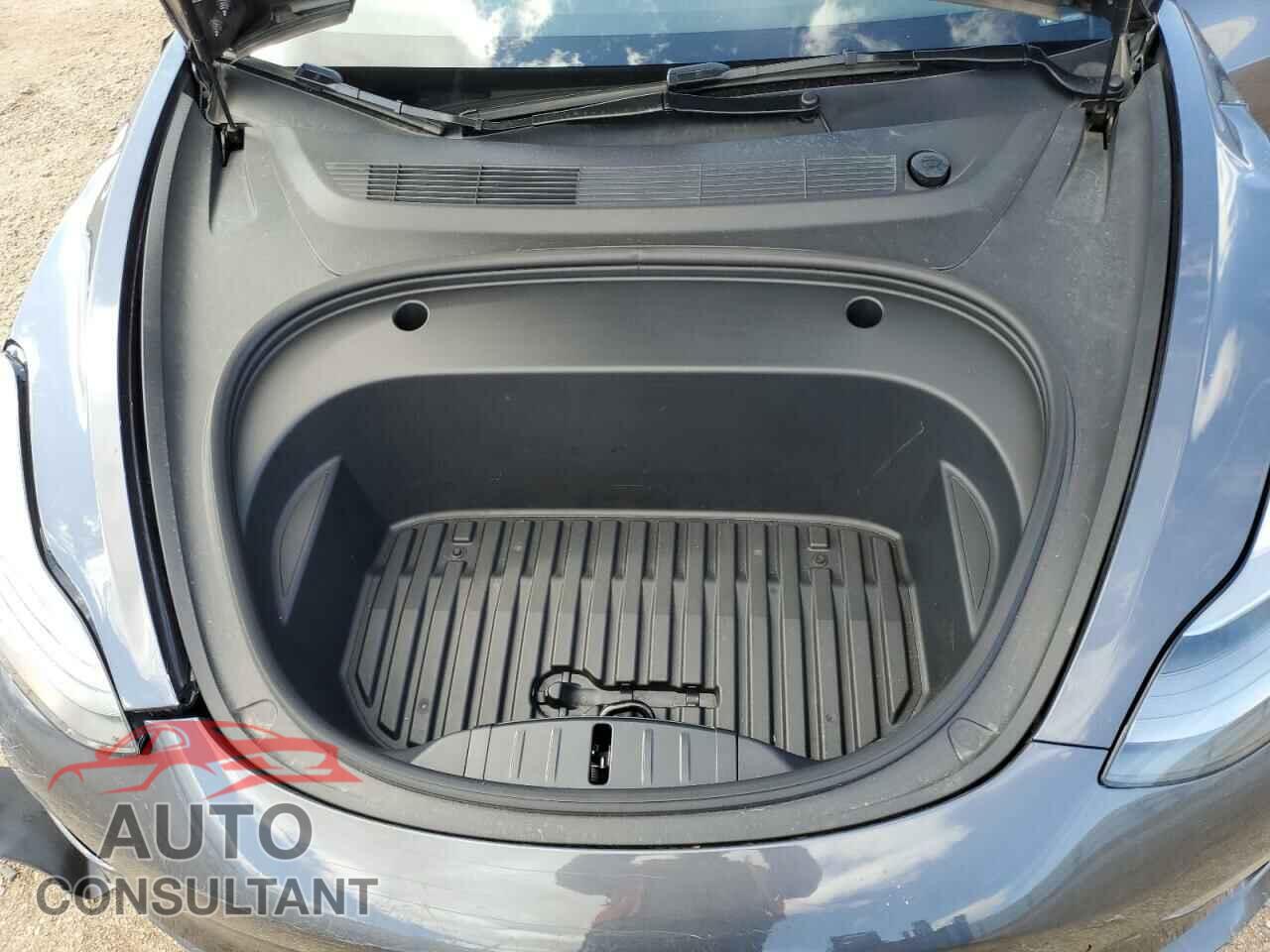 TESLA MODEL 3 2023 - 5YJ3E1EA3PF707076