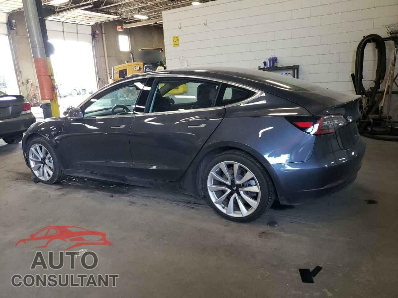 TESLA MODEL 3 2018 - 5YJ3E1EB8JF090788