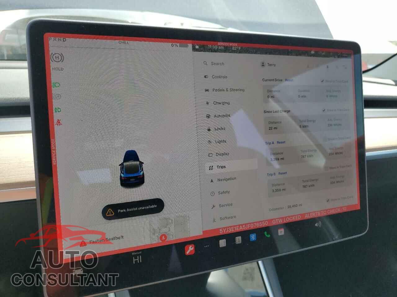 TESLA MODEL 3 2018 - 5YJ3E1EA5JF076550