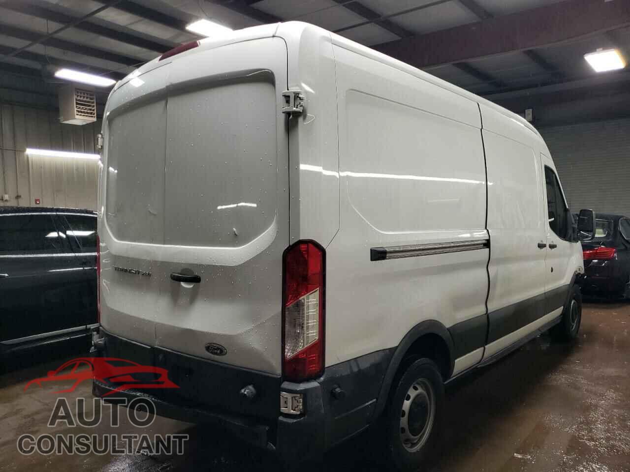 FORD TRANSIT 2017 - 1FTYR2CM0HKA26603