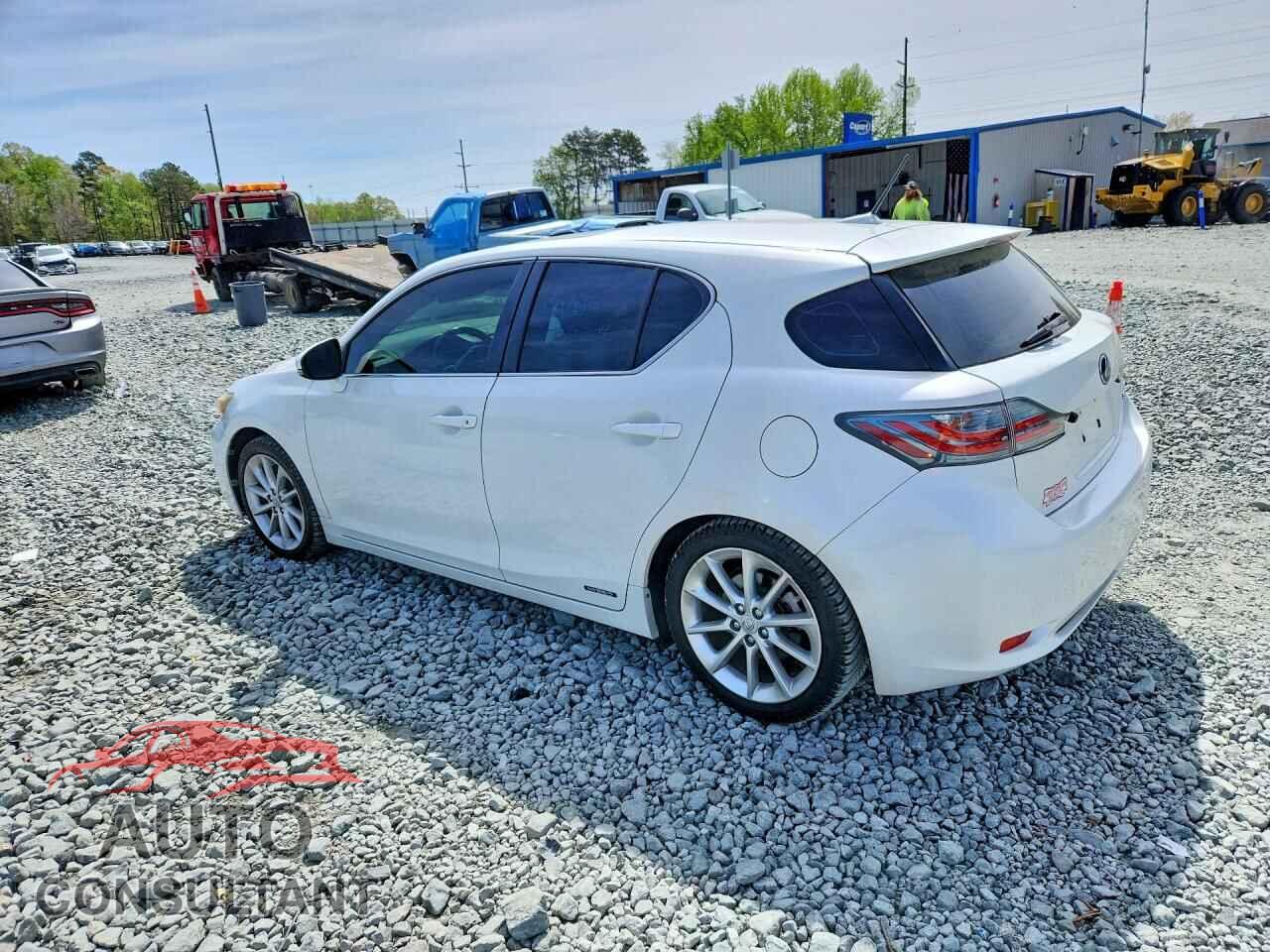 LEXUS CT 200 2012 - JTHKD5BH3C2120962