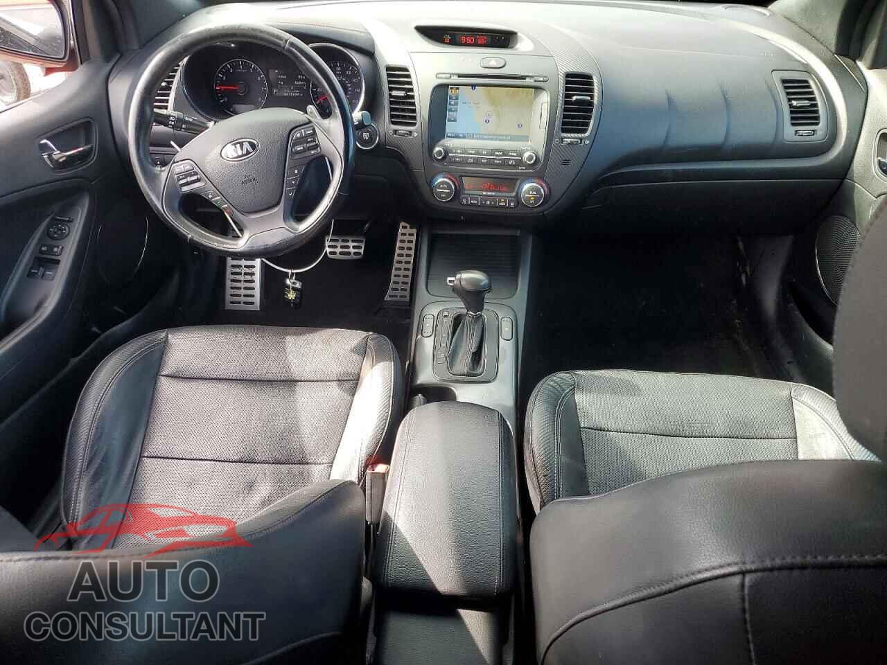 KIA FORTE 2015 - KNAFZ6A32F5367597