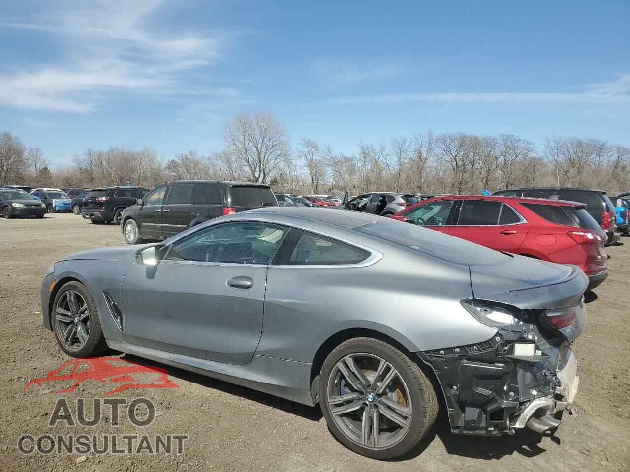 BMW M8 2025 - WBABC4C01SCU38950