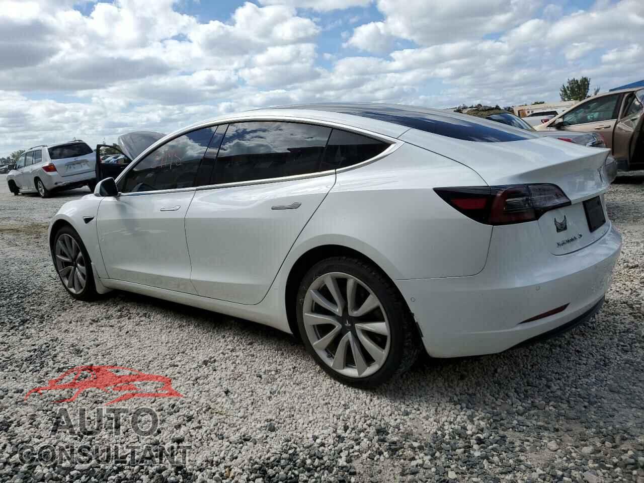TESLA MODEL 3 2019 - 5YJ3E1EB0KF454672