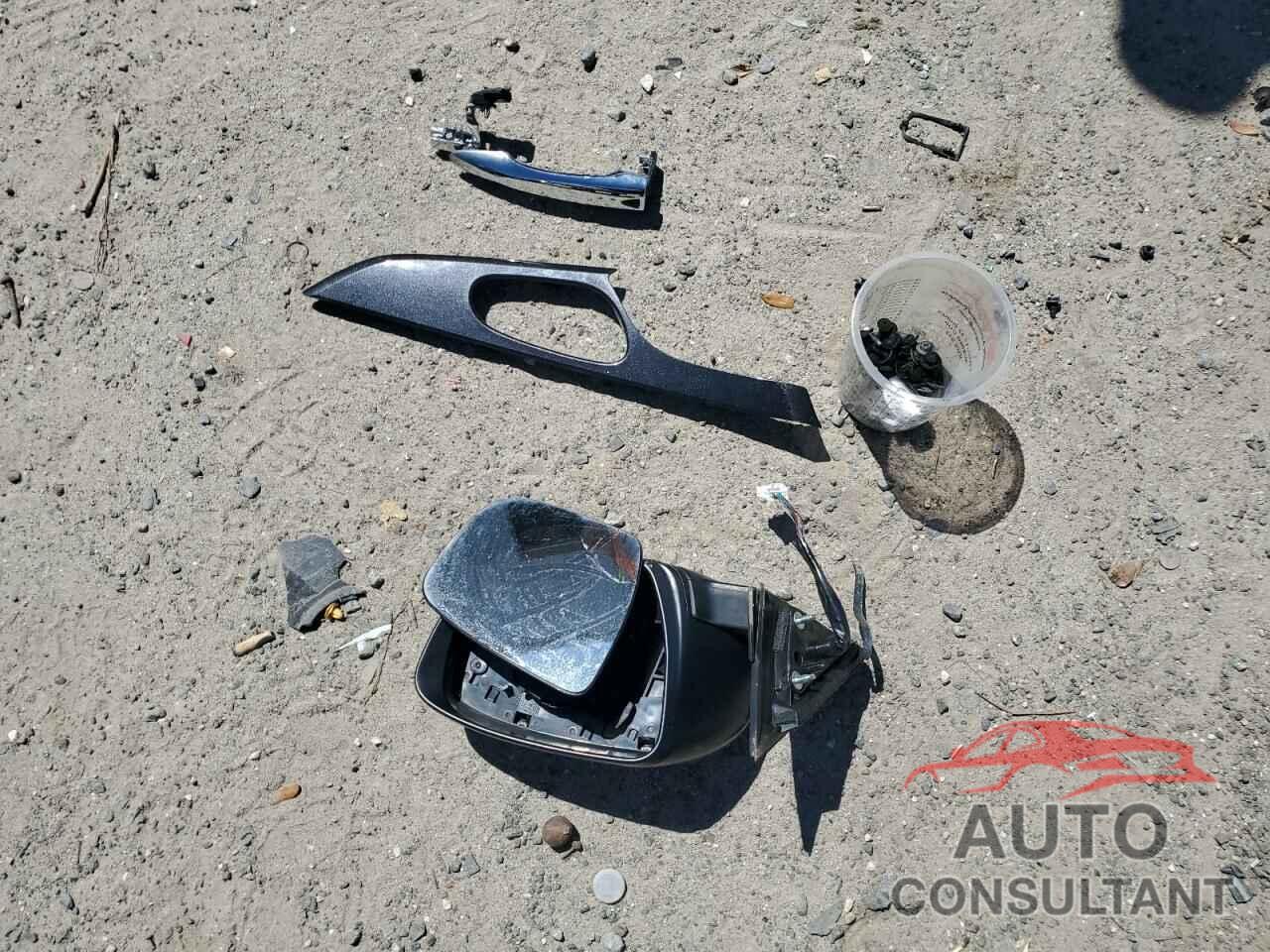 NISSAN ROGUE 2019 - KNMAT2MT0KP525548