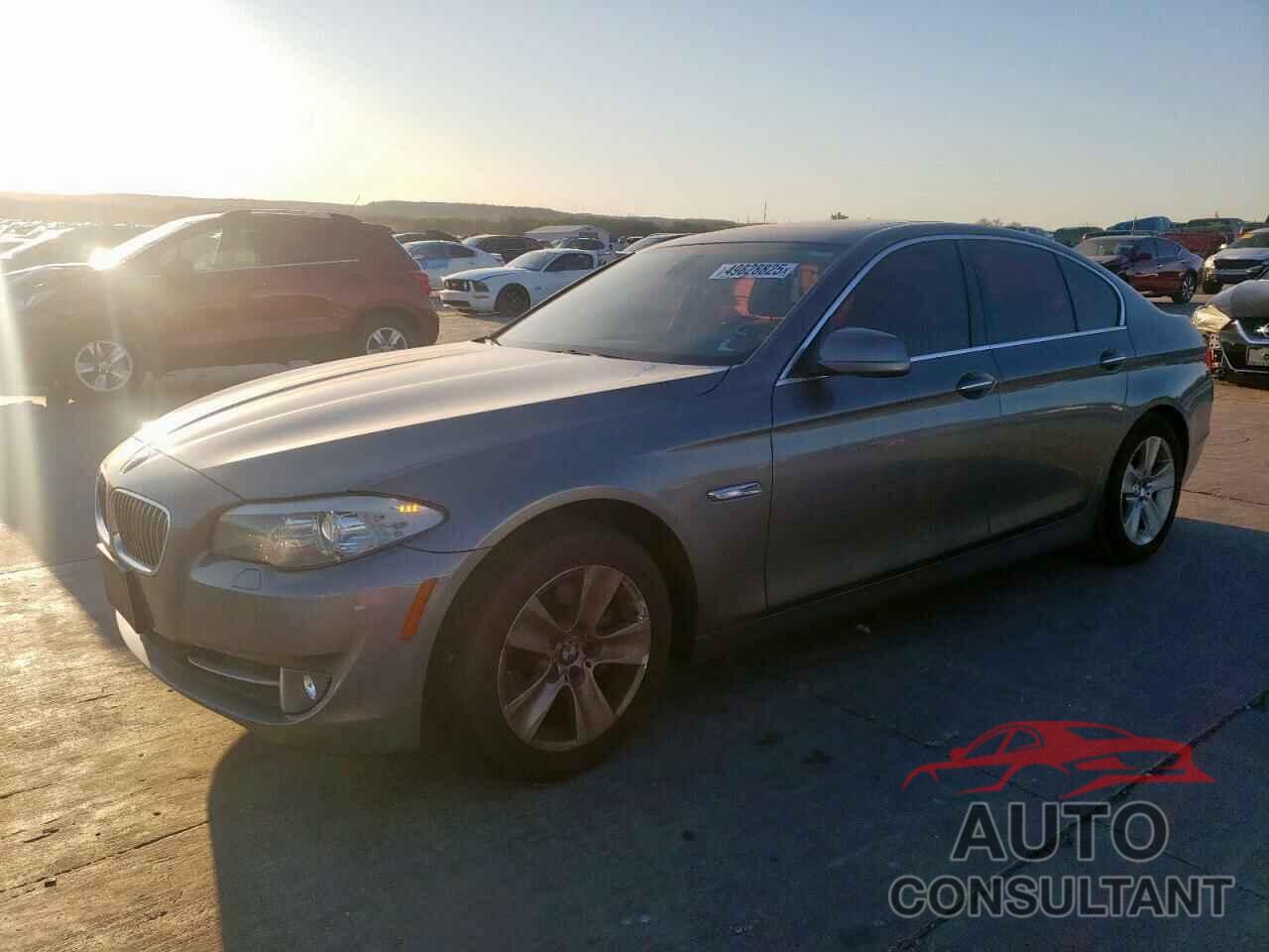 BMW 5 SERIES 2012 - WBAXG5C55CDX04249