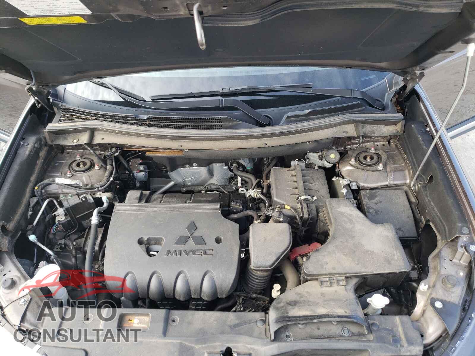 MITSUBISHI OUTLANDER 2017 - JA4AD3A39HZ024883