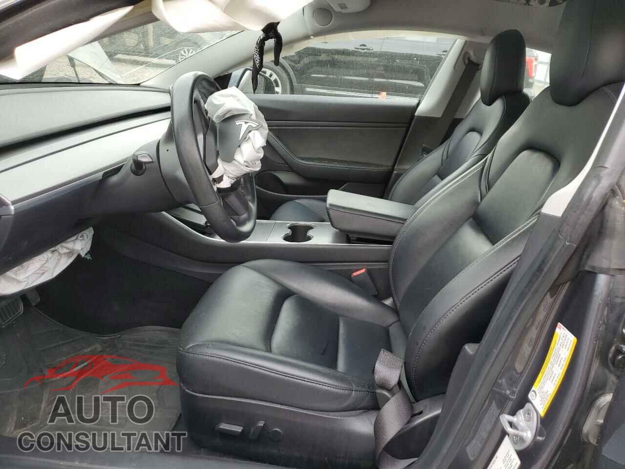 TESLA MODEL 3 2019 - 5YJ3E1EA5KF308341