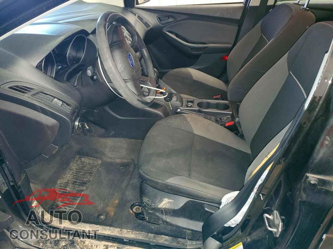 FORD FOCUS 2014 - 1FADP3E23EL338321