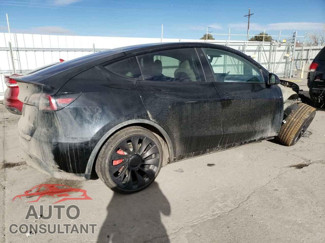 TESLA MODEL Y 2023 - 7SAYGDEF5PF701909