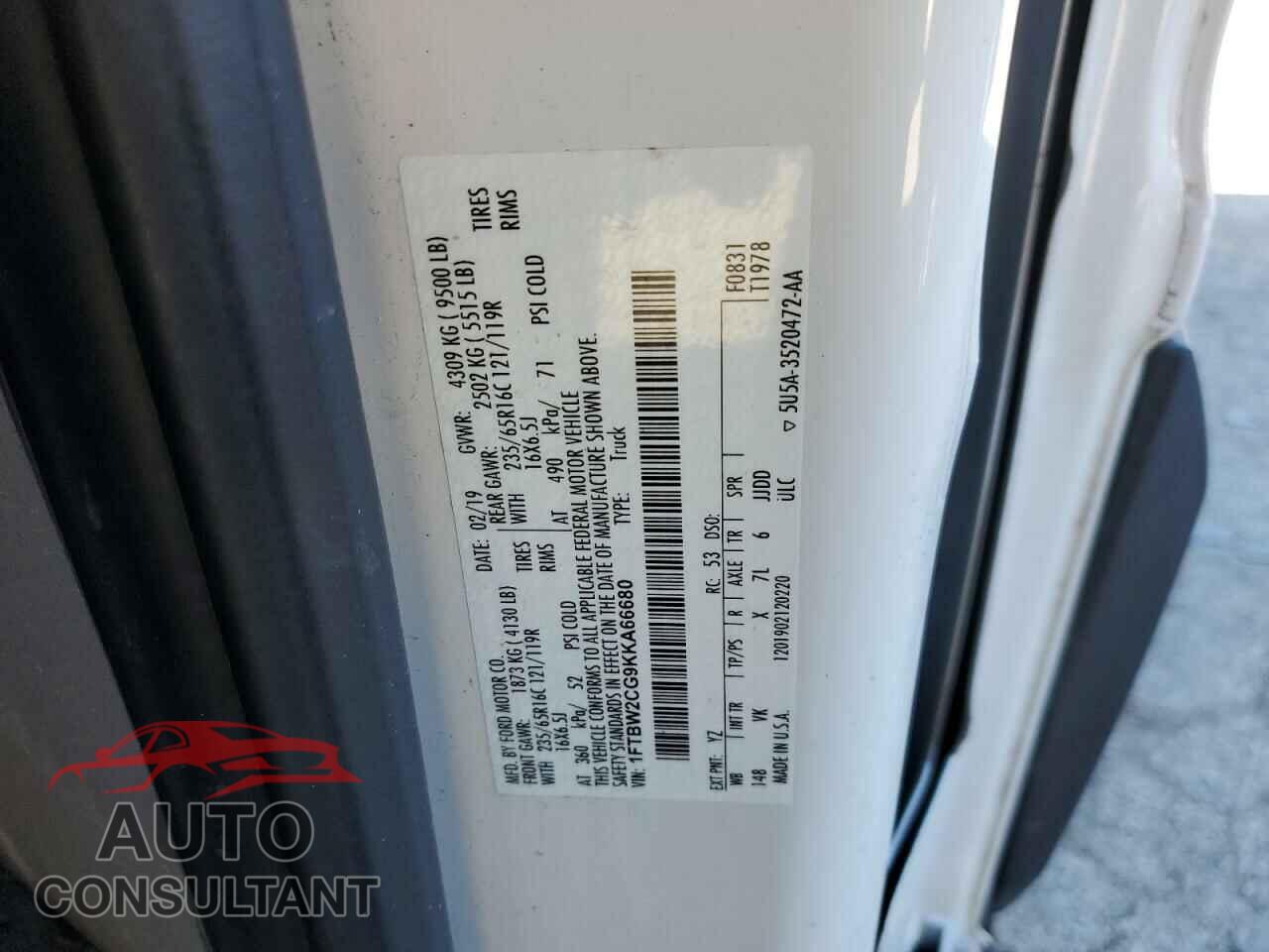 FORD TRANSIT 2019 - 1FTBW2CG9KKA66680