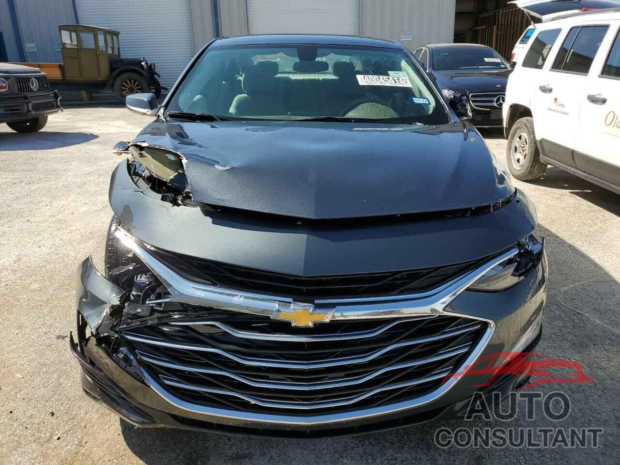 CHEVROLET MALIBU 2021 - 1G1ZD5ST1MF024402