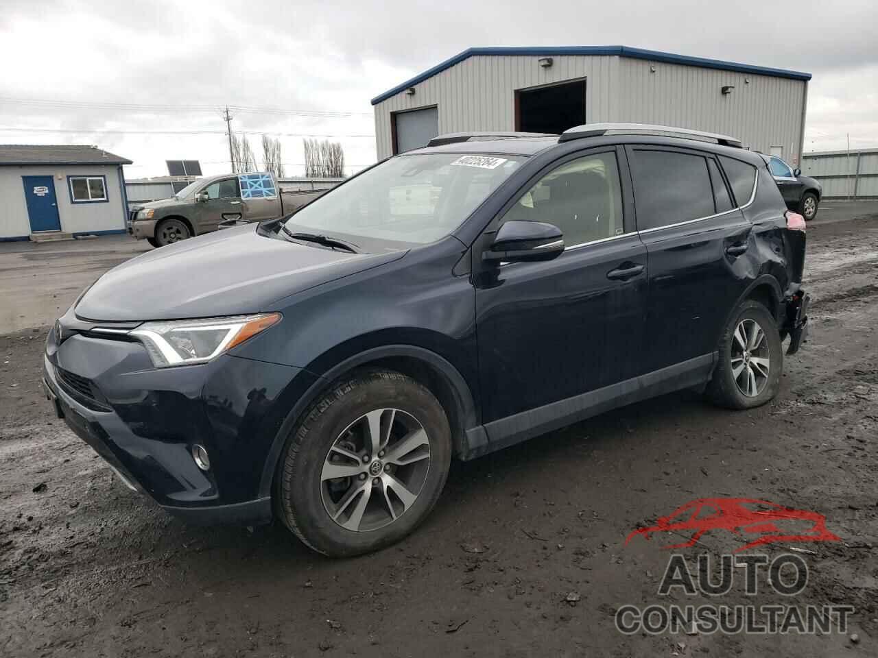 TOYOTA RAV4 2018 - JTMRFREV2JJ743575