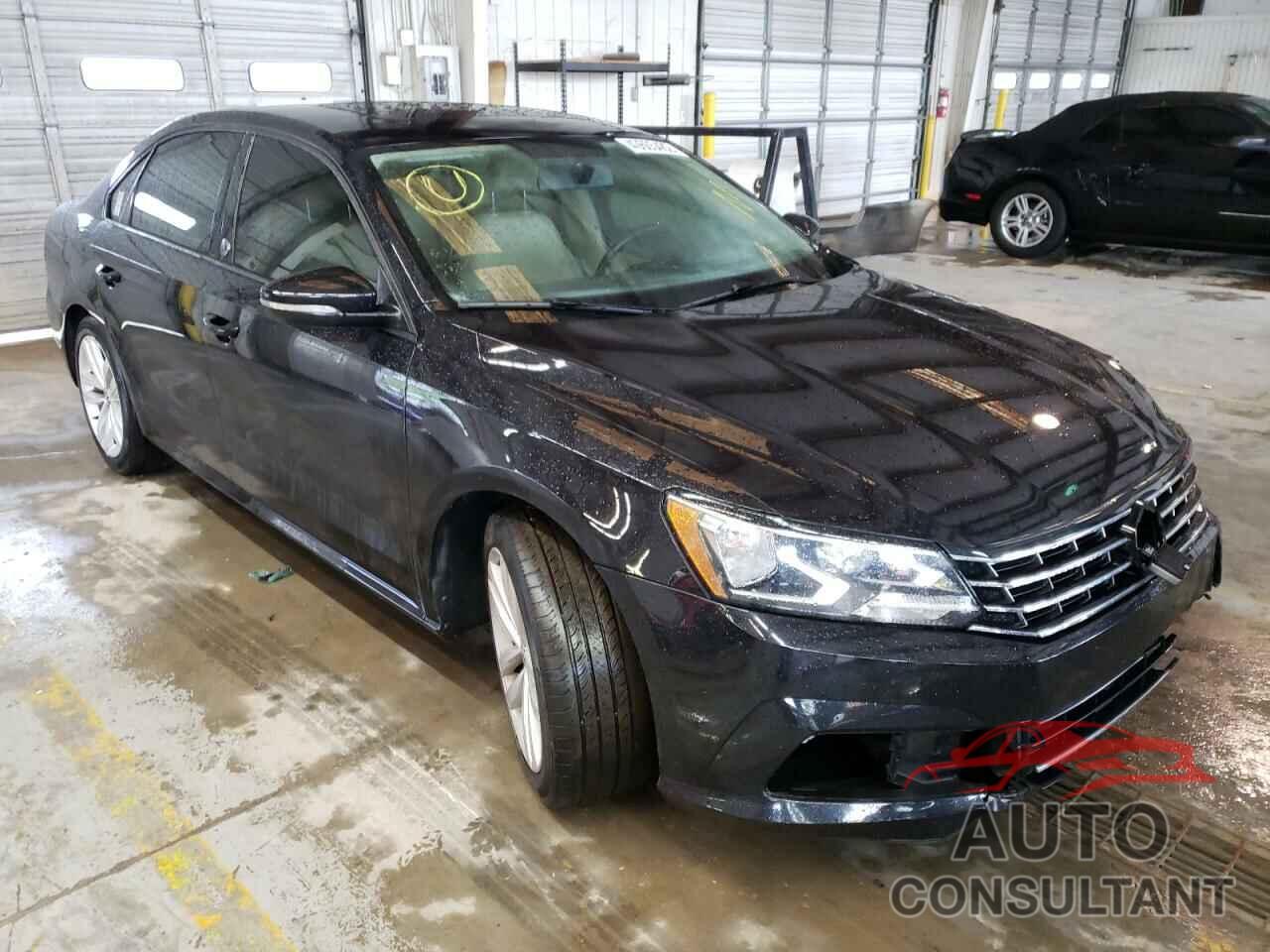 VOLKSWAGEN PASSAT 2019 - 1VWLA7A36KC013510