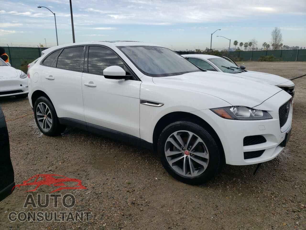 JAGUAR F-PACE 2018 - SADCJ2FX1JA281493