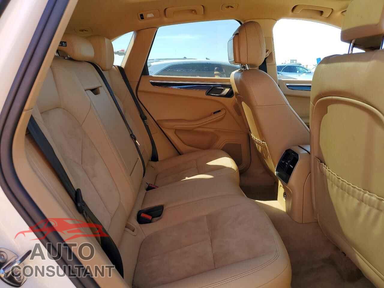 PORSCHE MACAN 2017 - WP1AA2A5XHLB01367