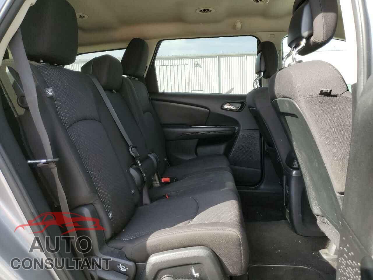 DODGE JOURNEY 2017 - 3C4PDCBG1HT531284