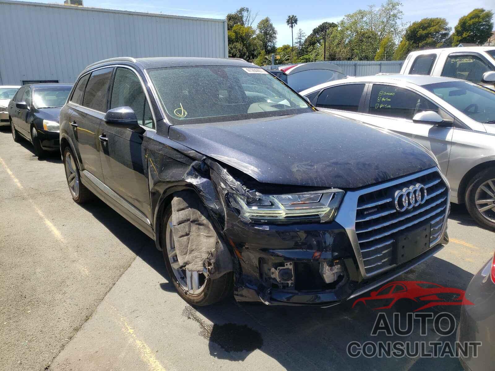 AUDI Q7 2018 - WA1VAAF71JD012370