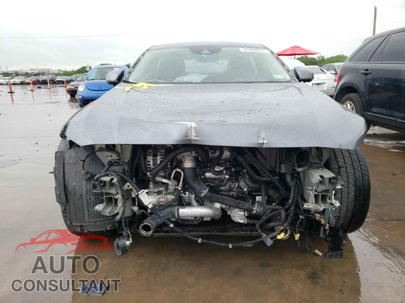 VOLVO S90 2018 - LVY982MK7JP034218