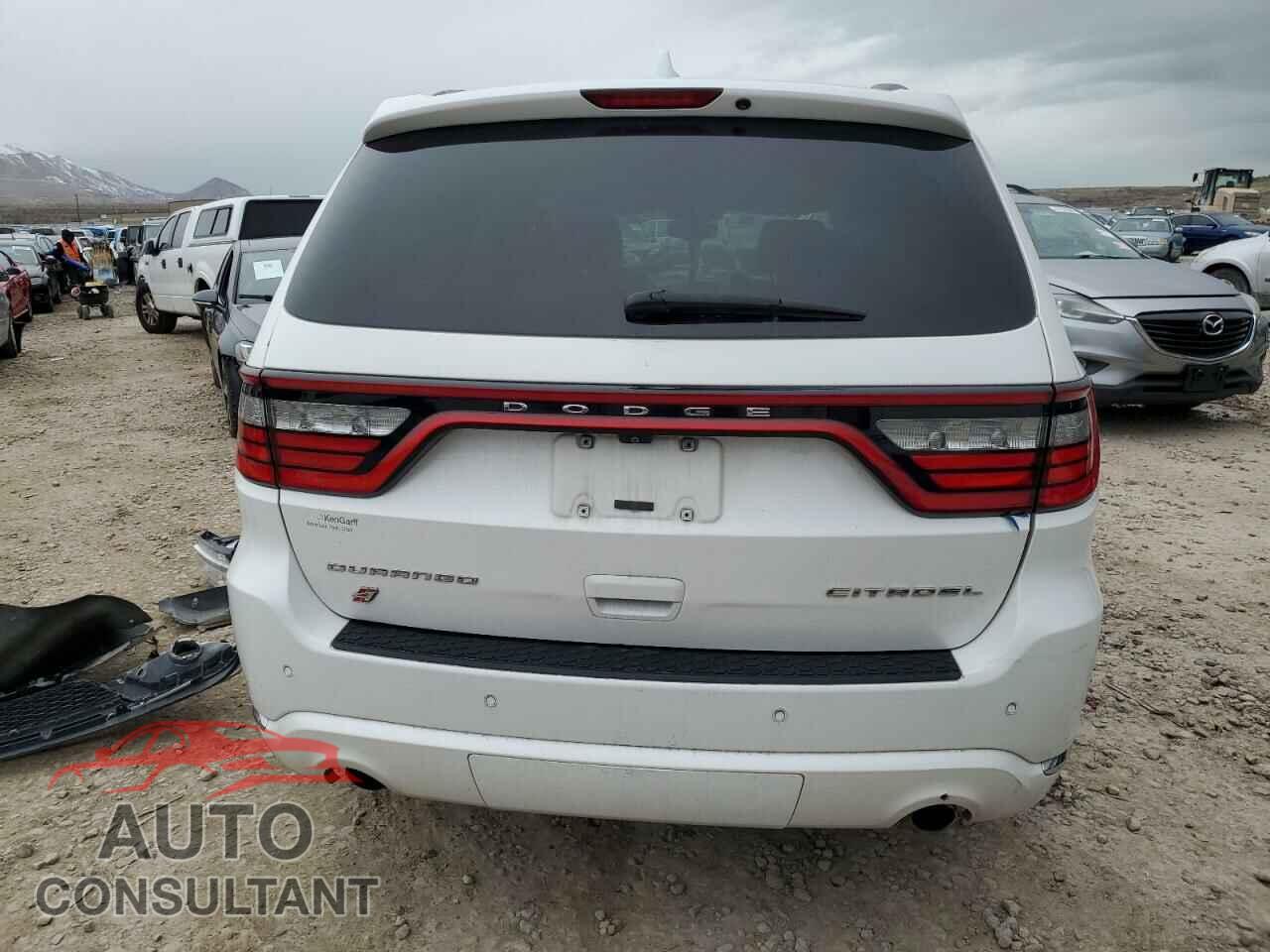 DODGE DURANGO 2018 - 1C4SDJETXJC219408