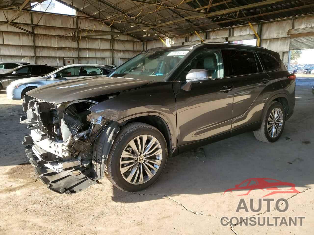 TOYOTA HIGHLANDER 2023 - 5TDFARAH4PS020887