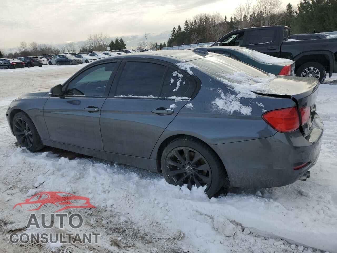 BMW 3 SERIES 2012 - WBA3A5C57CF341313