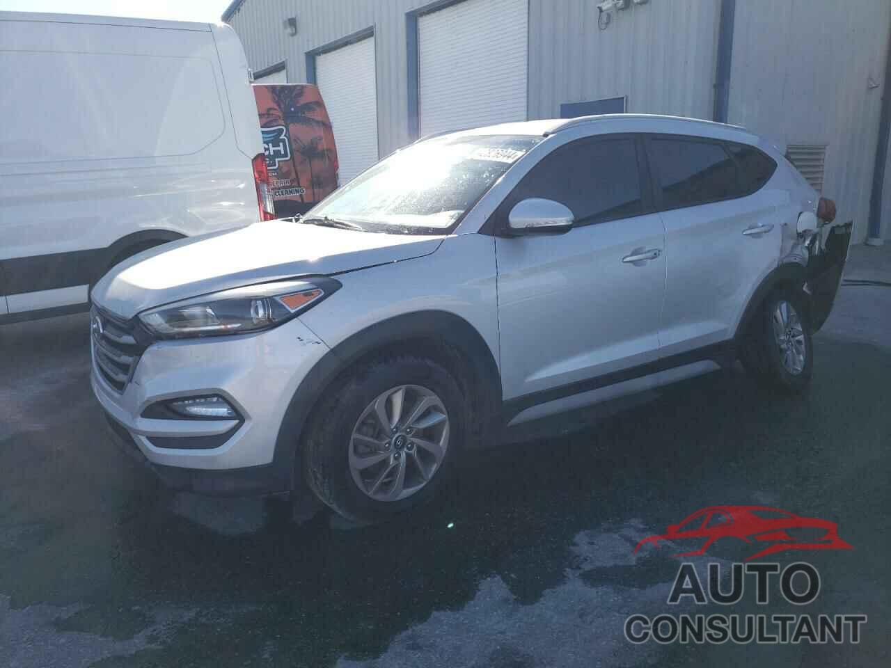 HYUNDAI TUCSON 2018 - KM8J33A46JU710153