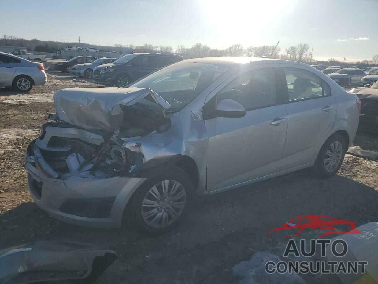 CHEVROLET SONIC 2015 - 1G1JA5SH9F4117264