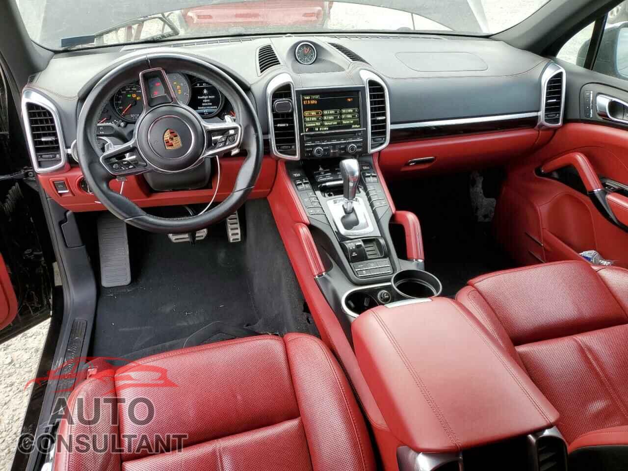 PORSCHE CAYENNE 2016 - WP1AB2A22GLA96148