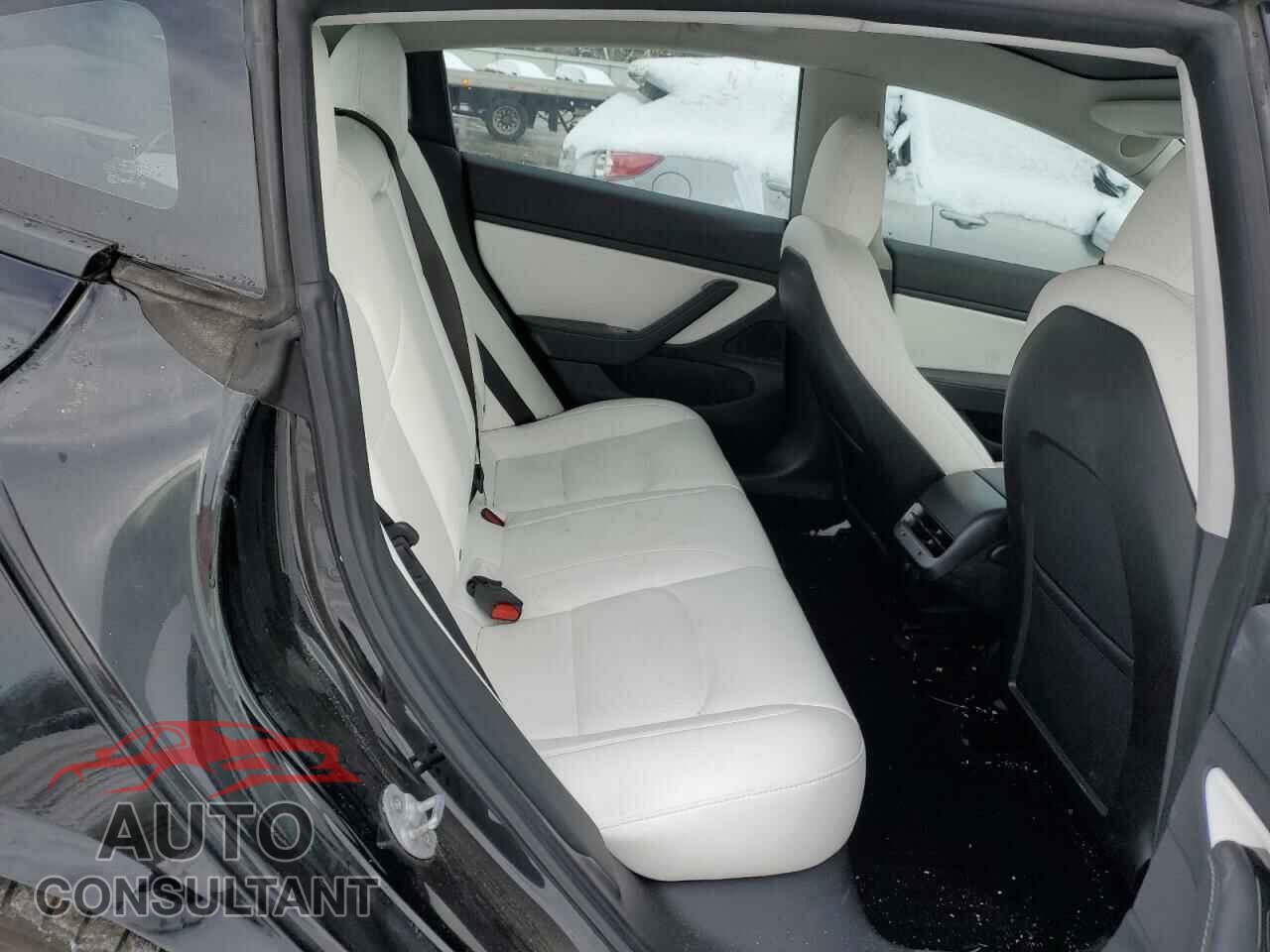 TESLA MODEL 3 2018 - 5YJ3E1EB4JF184313