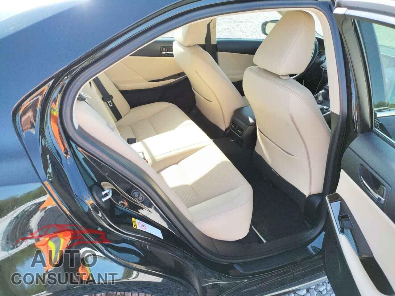 LEXUS IS 2016 - JTHBA1D29G5013364