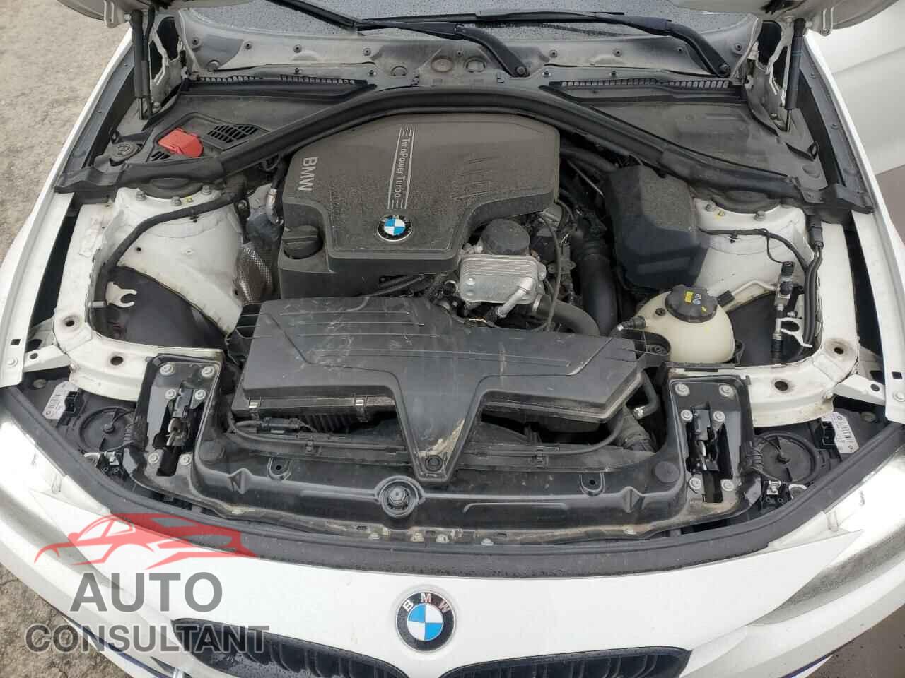 BMW 3 SERIES 2016 - WBA8E3G56GNU02574