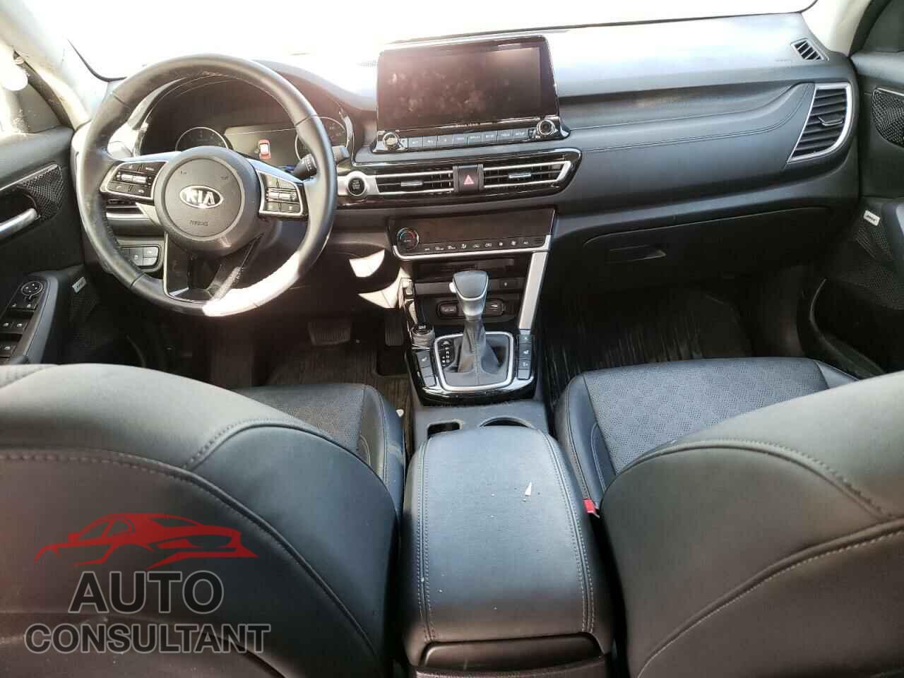 KIA SELTOS 2021 - KNDETCA29M7160938