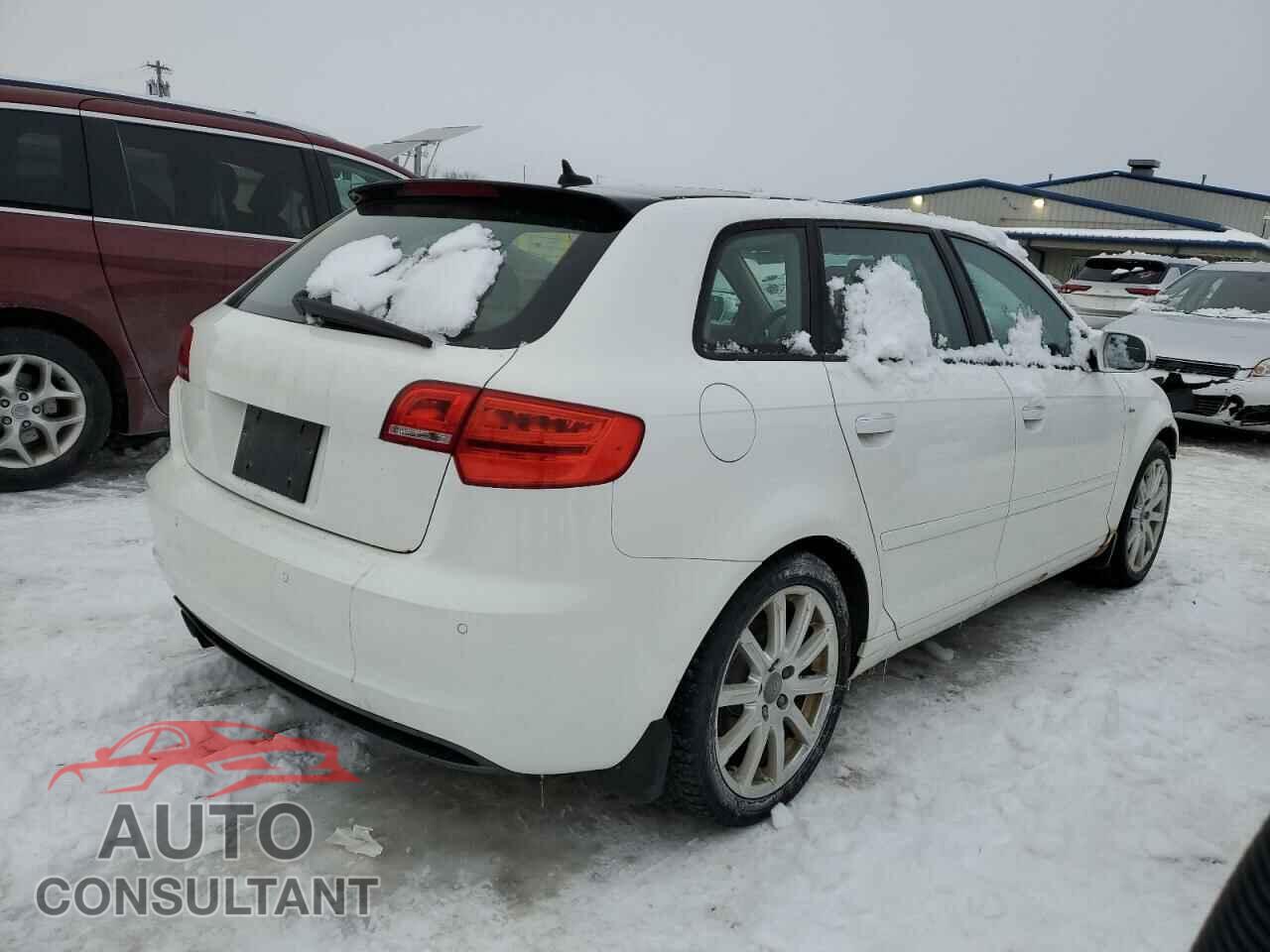 AUDI A3 2012 - WAUMFAFM8CA086704