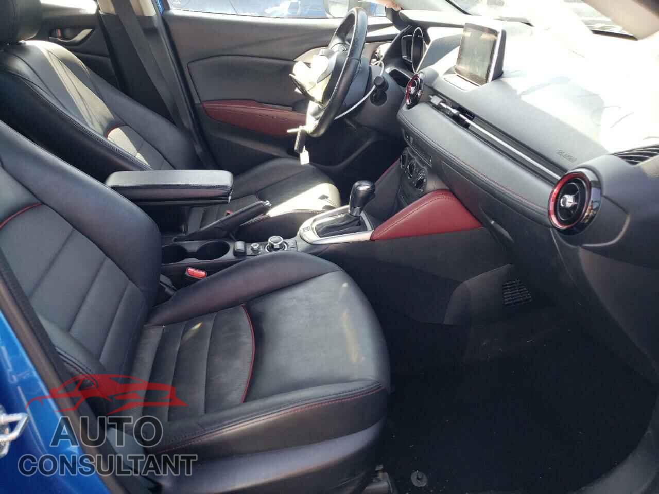 MAZDA CX-3 2017 - JM1DKFC78H0146570