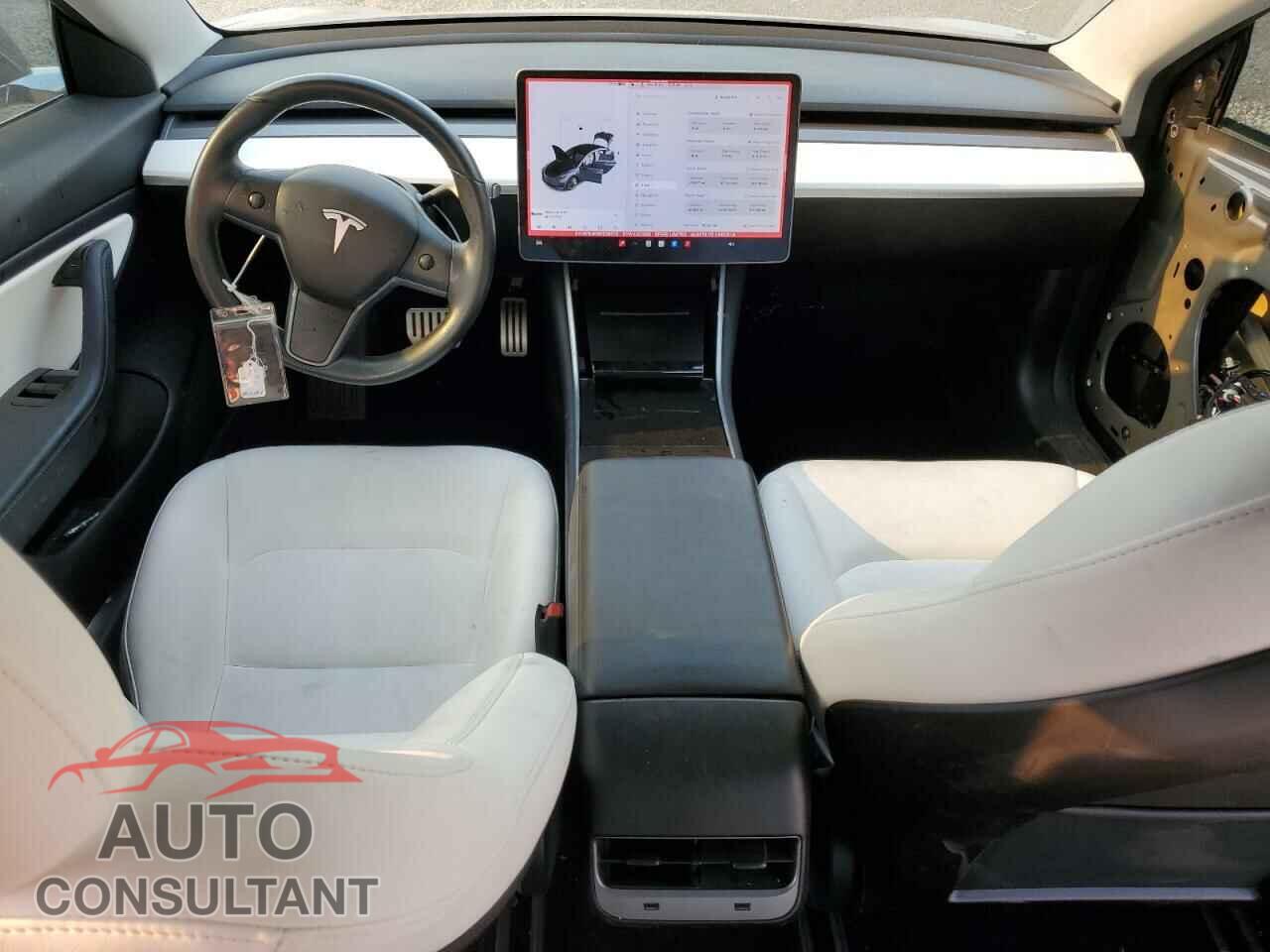 TESLA MODEL 3 2019 - 5YJ3E1EB0KF238370