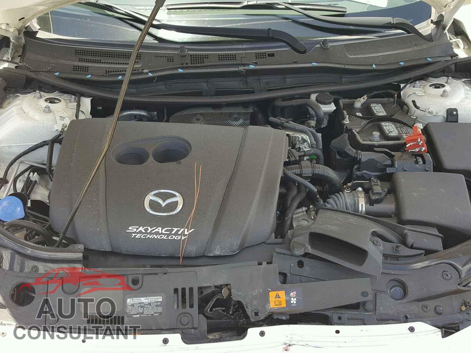 MAZDA 3 2017 - 3MZBN1W36HM132297