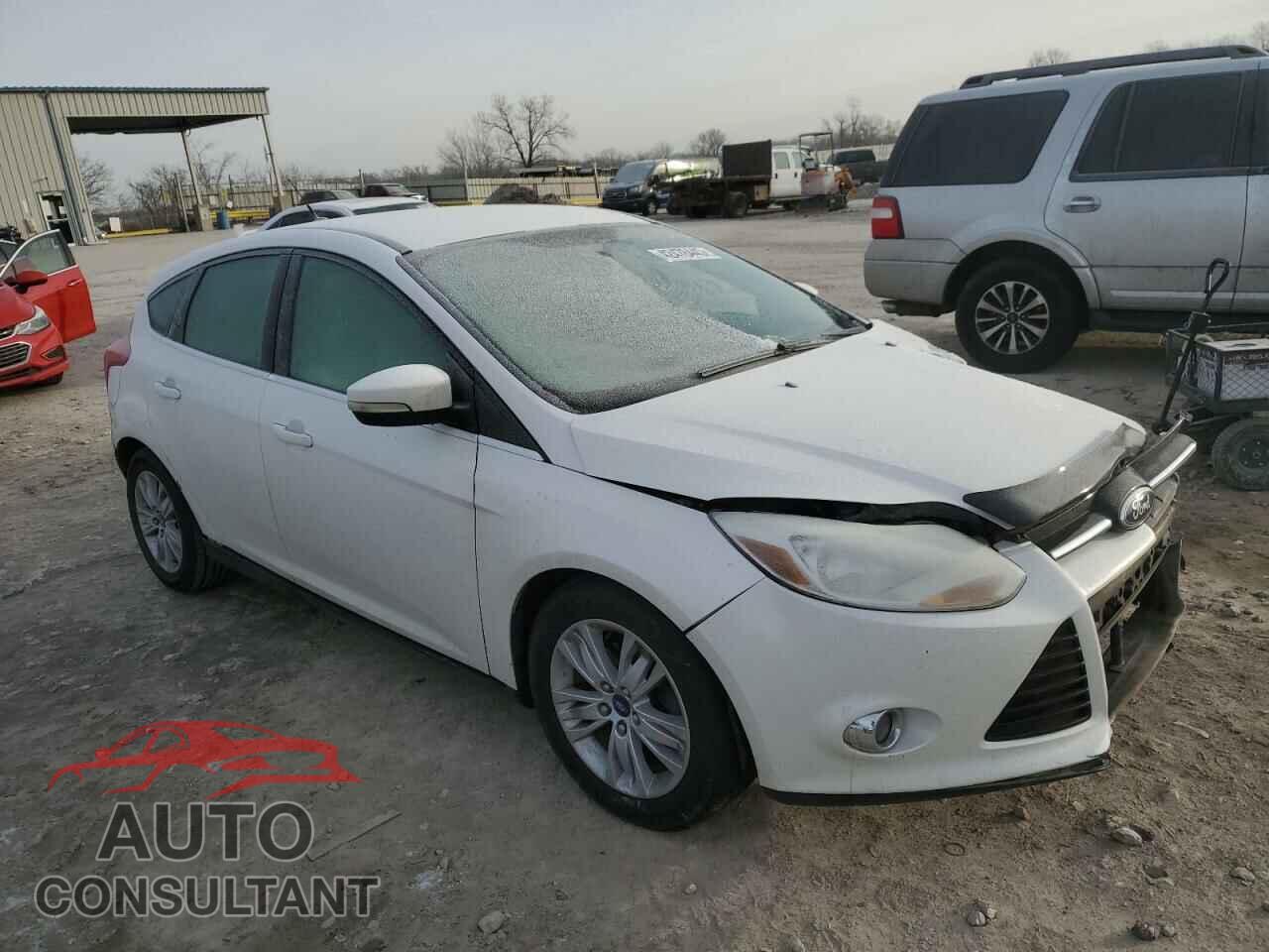 FORD FOCUS 2012 - 1FAHP3M26CL347188