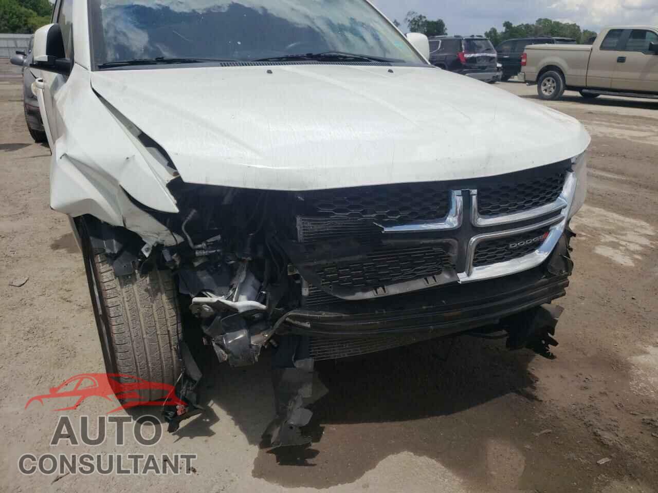 DODGE JOURNEY 2017 - 3C4PDCBB2HT520024